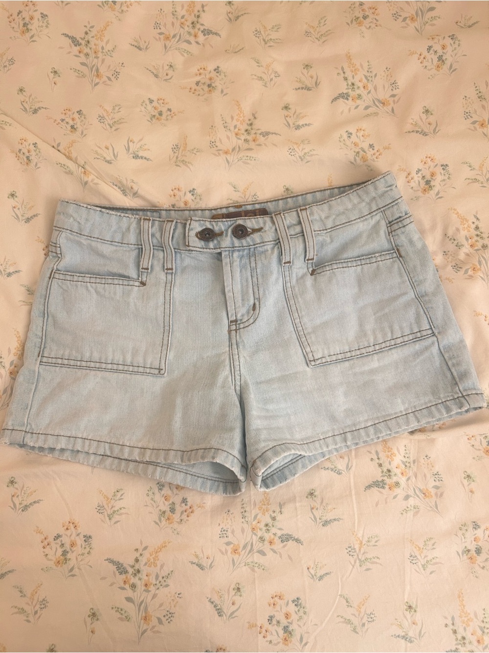 Vintage L.E.I shorts